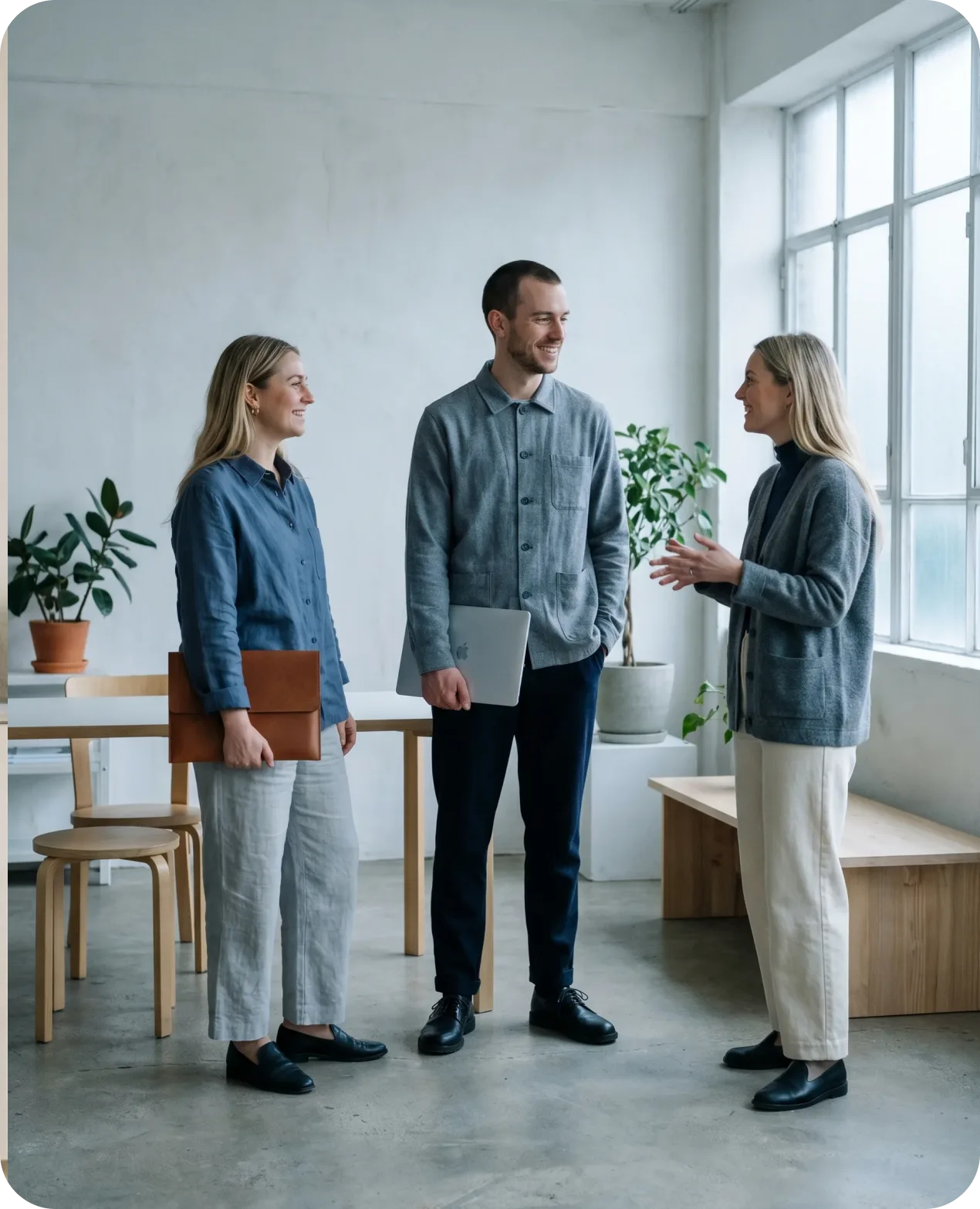 Team che rivede le proprie valutazioni delle performance