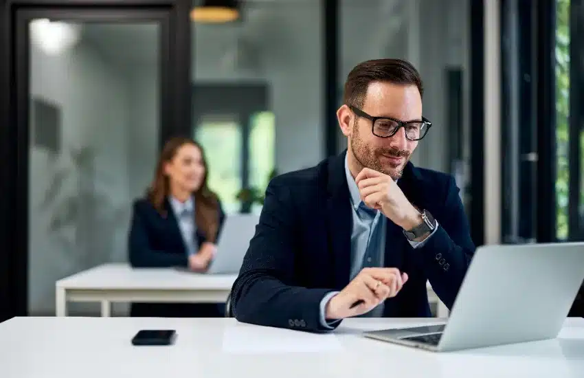 Software di rilevazione presenze di Sesame HR